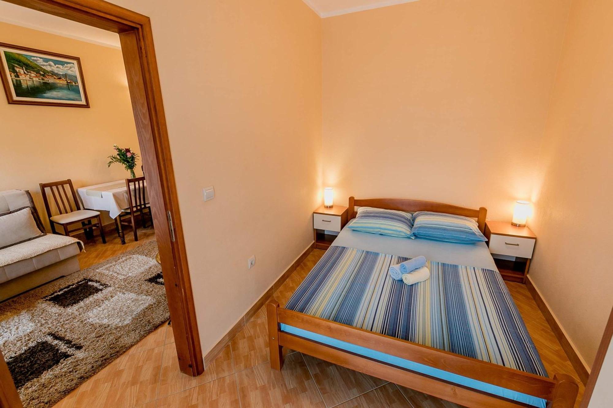 Apartments Gudelj Kamenari Exterior foto